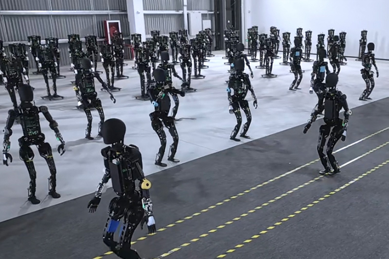 亚博开启通用机器人商用量产